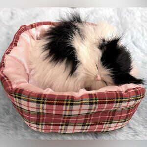 Vintage Cat in Plaid Pet Bed